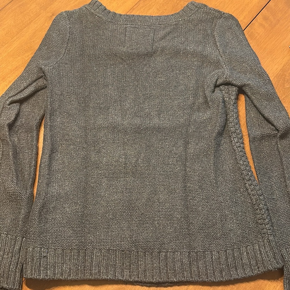 Sweater - Picture 4 of 5